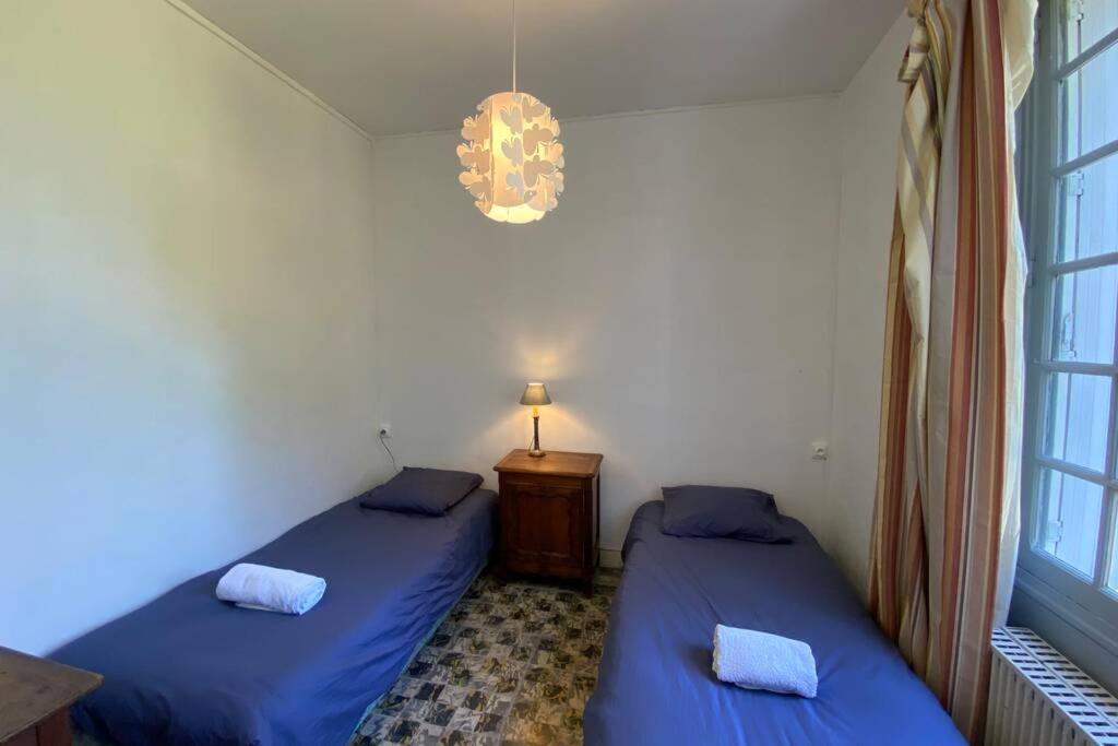 Béhuard : Maison vue Loire Extérieur photo